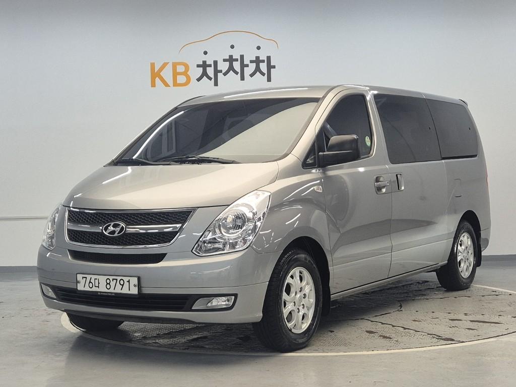 Hyundai Starex Grand CVX Luxury 2.5 VGT/ WGT Wagon 2