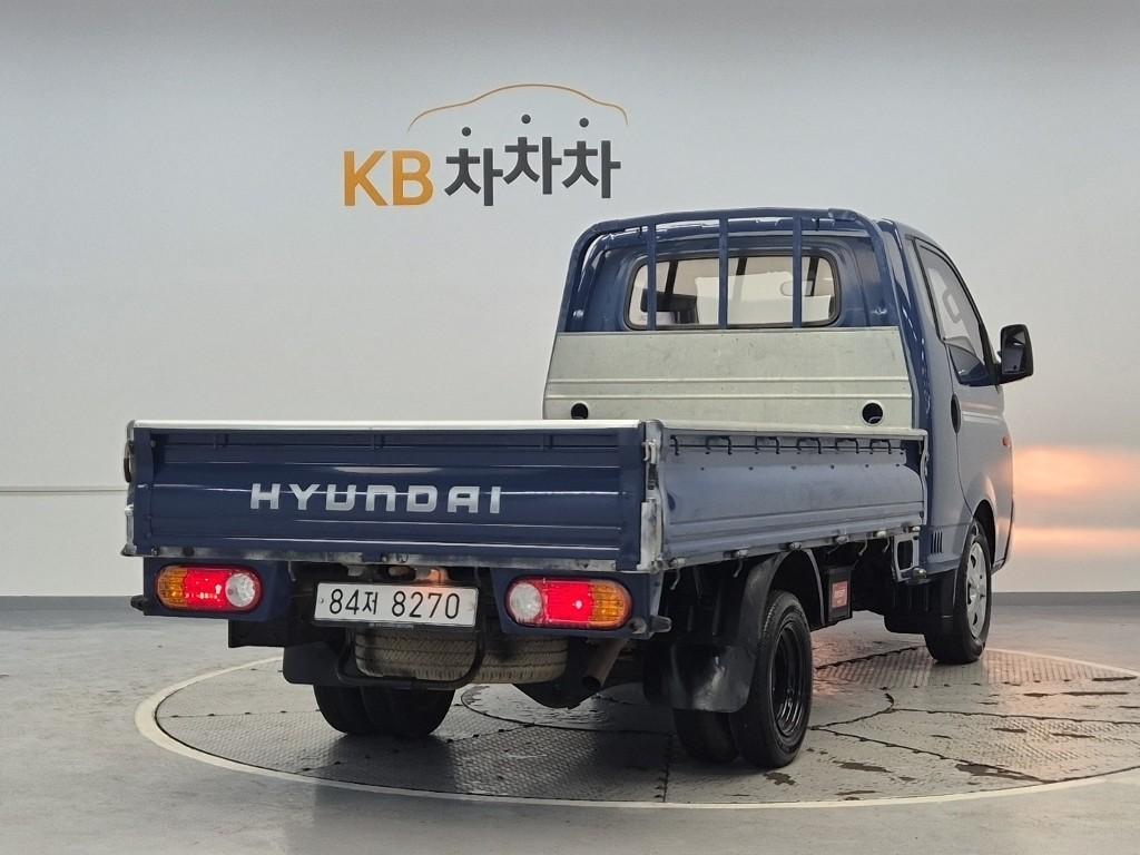 Hyundai Porter II Long Wheelbase Plus Long Wheelbase Super Cab 4