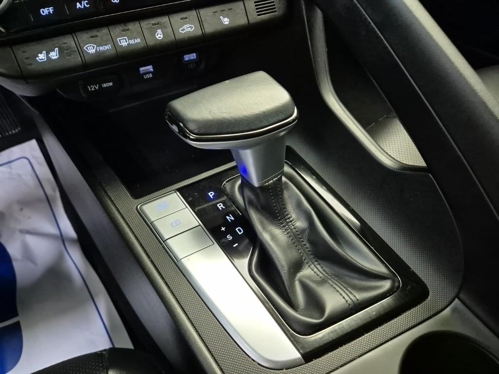 Hyundai Avante CN7 Modern Smart Stream 1.6 Gasoline 9