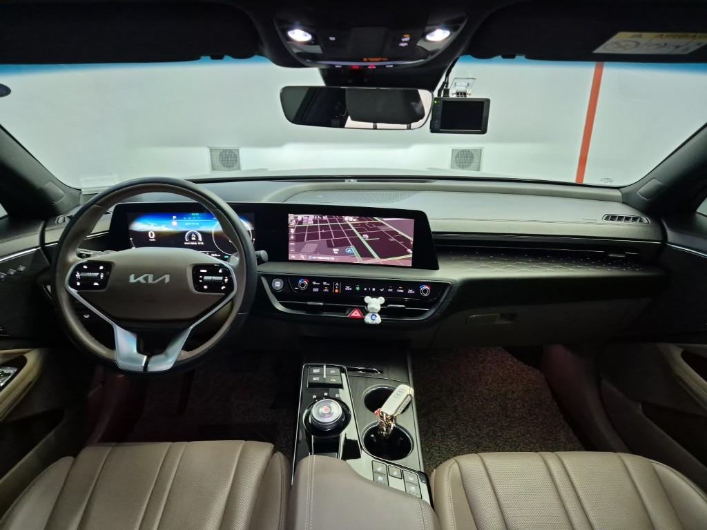 Kia K8 Noblesse 2.5 GDI 8