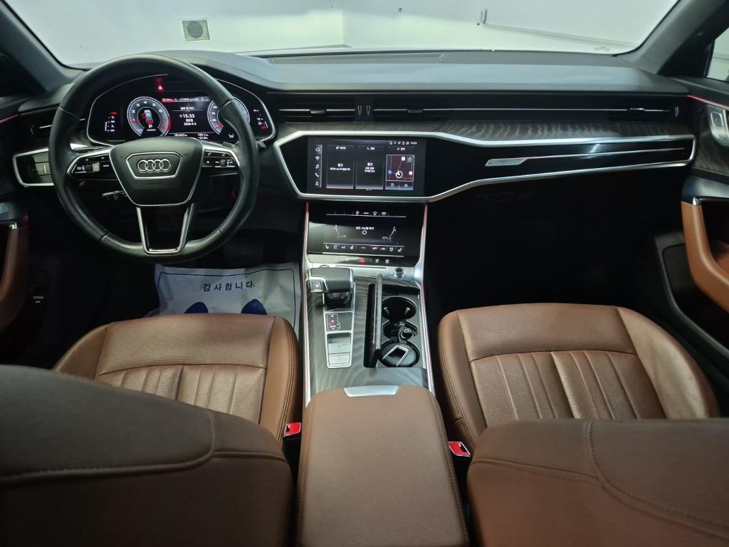 Audi A6 Premium 45 TFSI 8