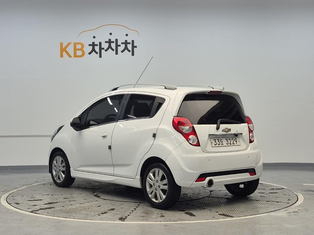 Chevrolet Spark 2014 photo 2