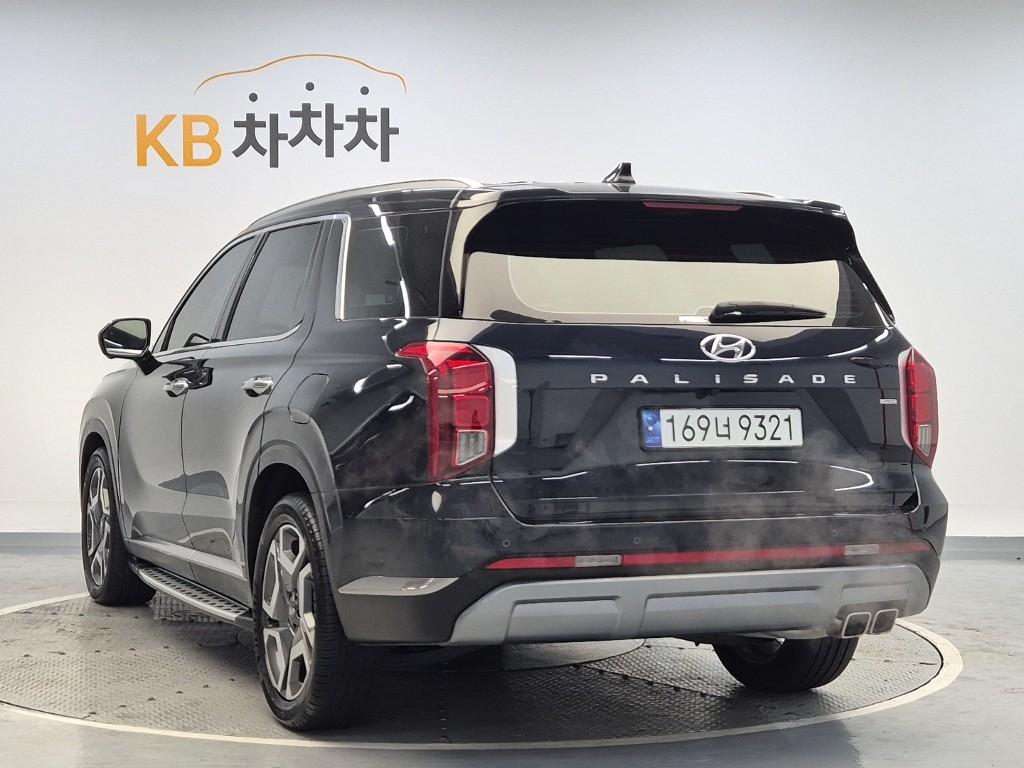 Hyundai Palisade Prestige 3.8 Gasoline AWD 3