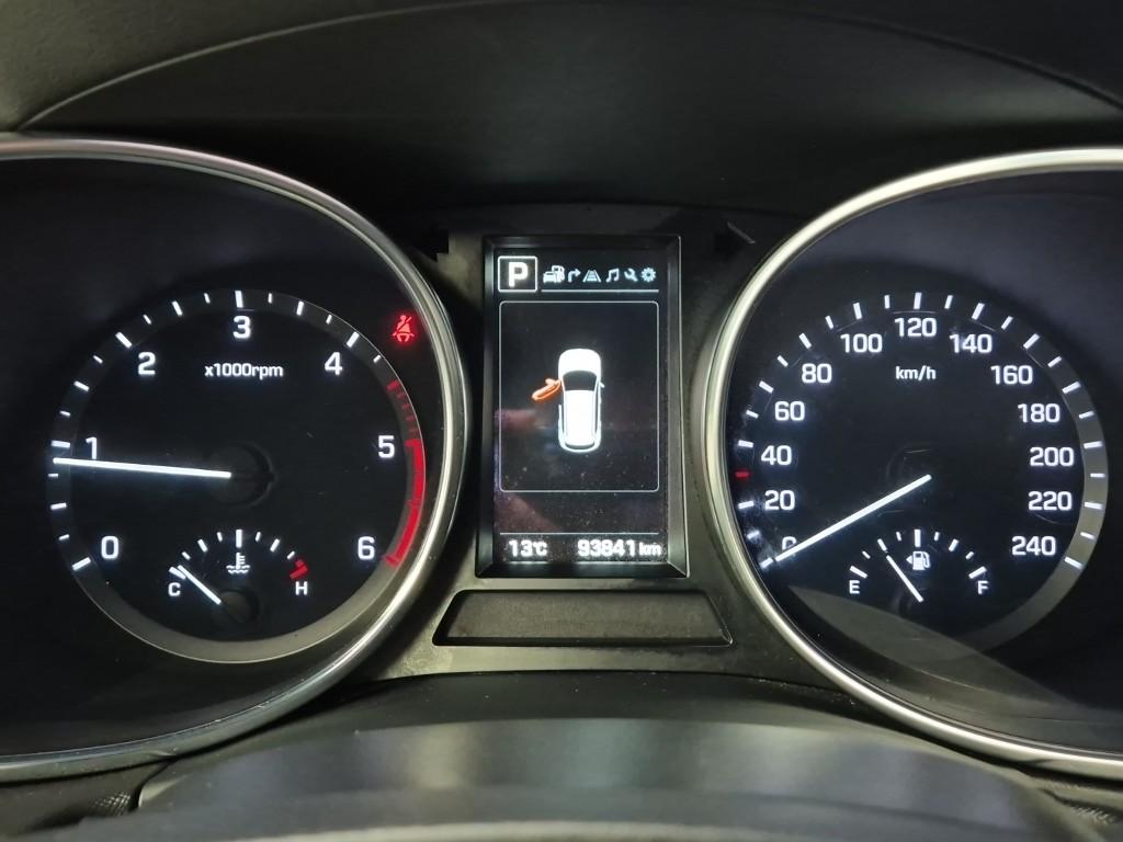 Hyundai Maxcruz Finest Edition e-VGT R2.2 4WD 7