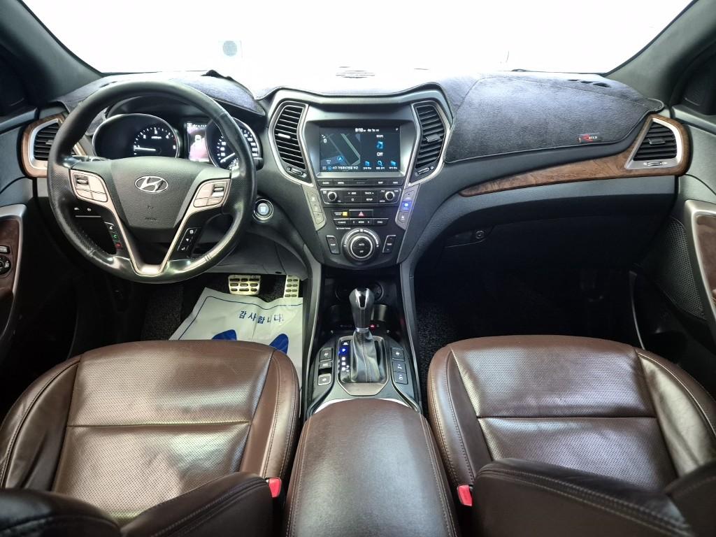 Hyundai Maxcruz Finest Edition e-VGT R2.2 4WD 8