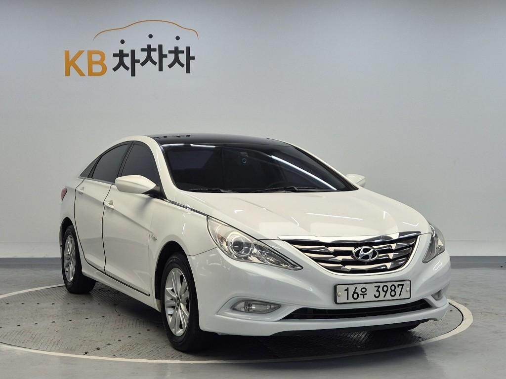 Hyundai Sonata YF Luxury 2.0 LPI 5