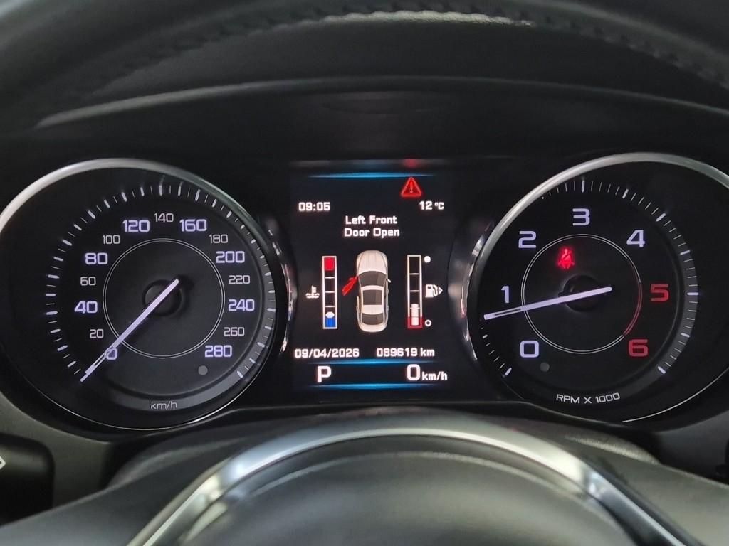 JAGUAR XE 2.0 20d