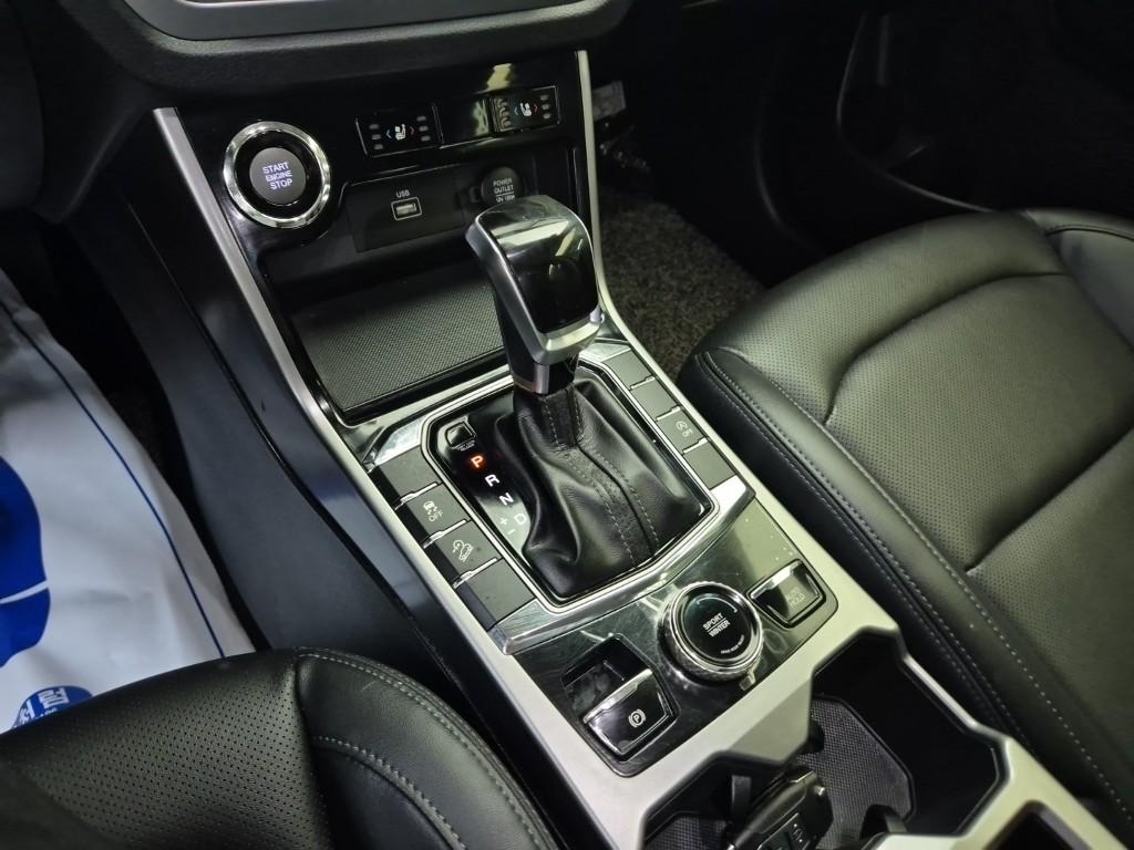 KG Mobility (Ssangyong) Korando C5 Plus 1.5l Turbo Gasoline 9