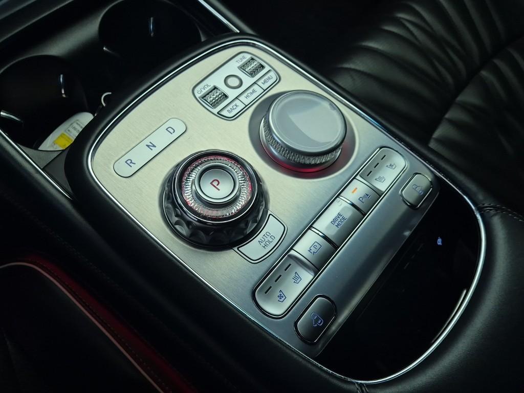 Genesis G90 New Base Type Gasoline 3.5 Turbo AWD 9