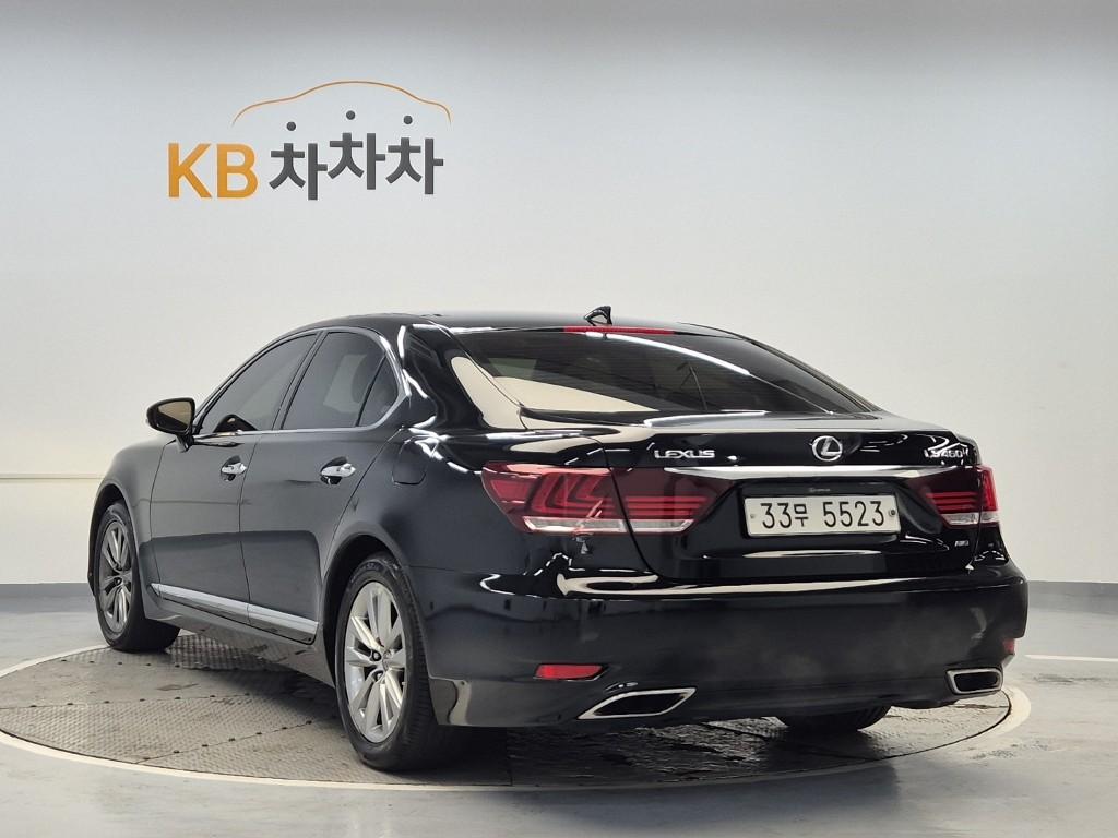 LEXUS LS (4th Generation) 460