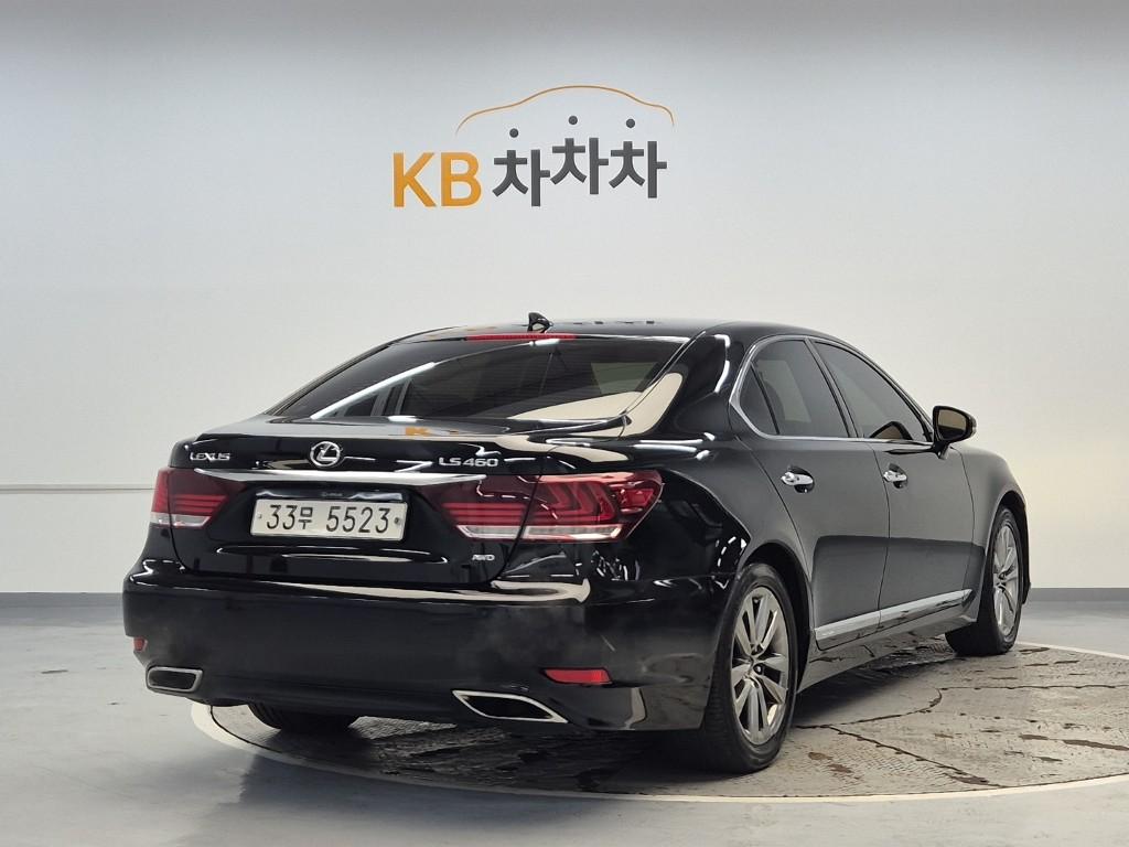 LEXUS LS (4th Generation) 460