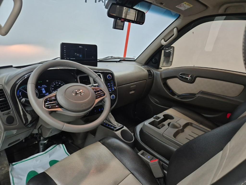 Hyundai Porter II Electric Premium Special Electric Cargo 7
