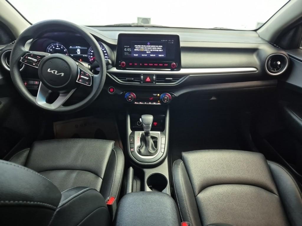 Kia K3 Trendy 1.6 Gasoline 8