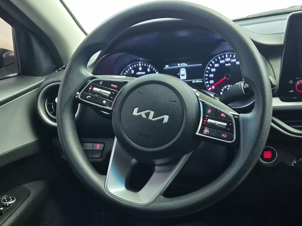 Kia K3 Trendy 1.6 Gasoline 10