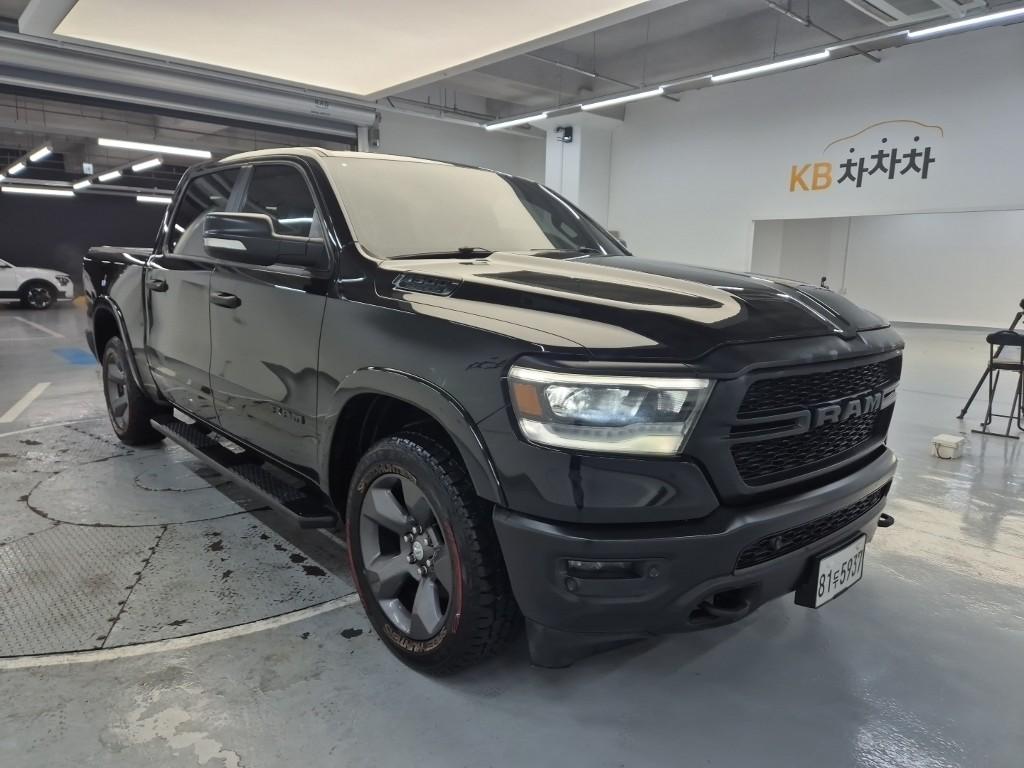 Dodge Ram Pickup 2020 photo 4