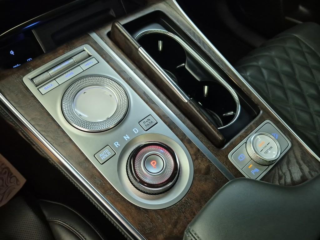 Genesis GV80 Base Type 3.0 Diesel AWD 9