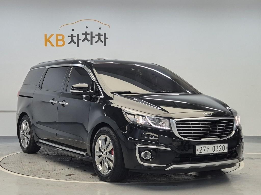 Kia Carnival Noblesse R2.2 E-VGT 5