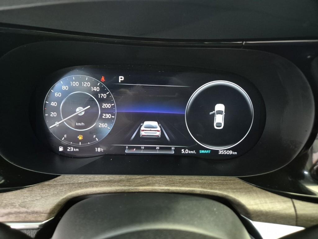 Kia K5 New DL3 Signature 2.0 Gasoline 7