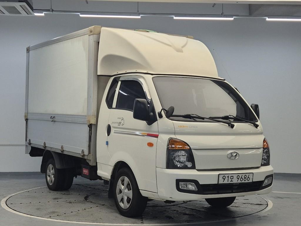 Hyundai Porter II Manual Wing body Long Wheelbase Super Cab 5