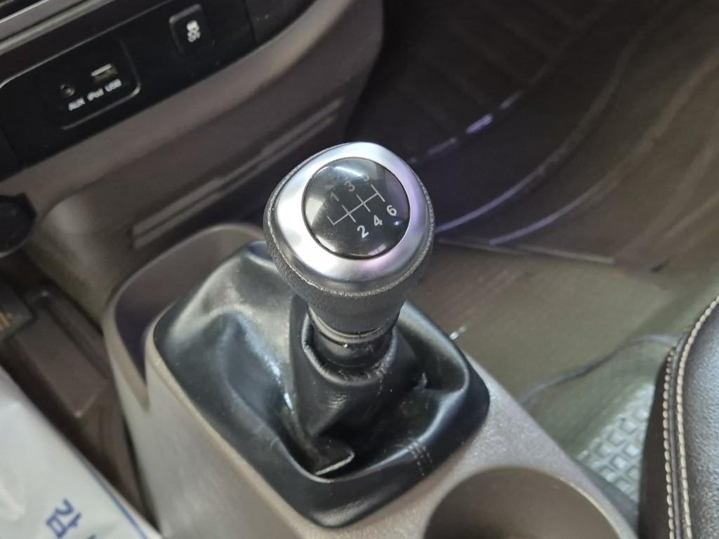 Hyundai Porter II Long Wheelbase Style Long Wheelbase Super Cab 8