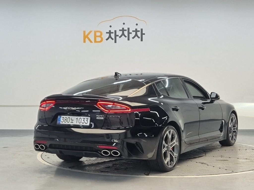 Kia Stinger 2018 photo 3