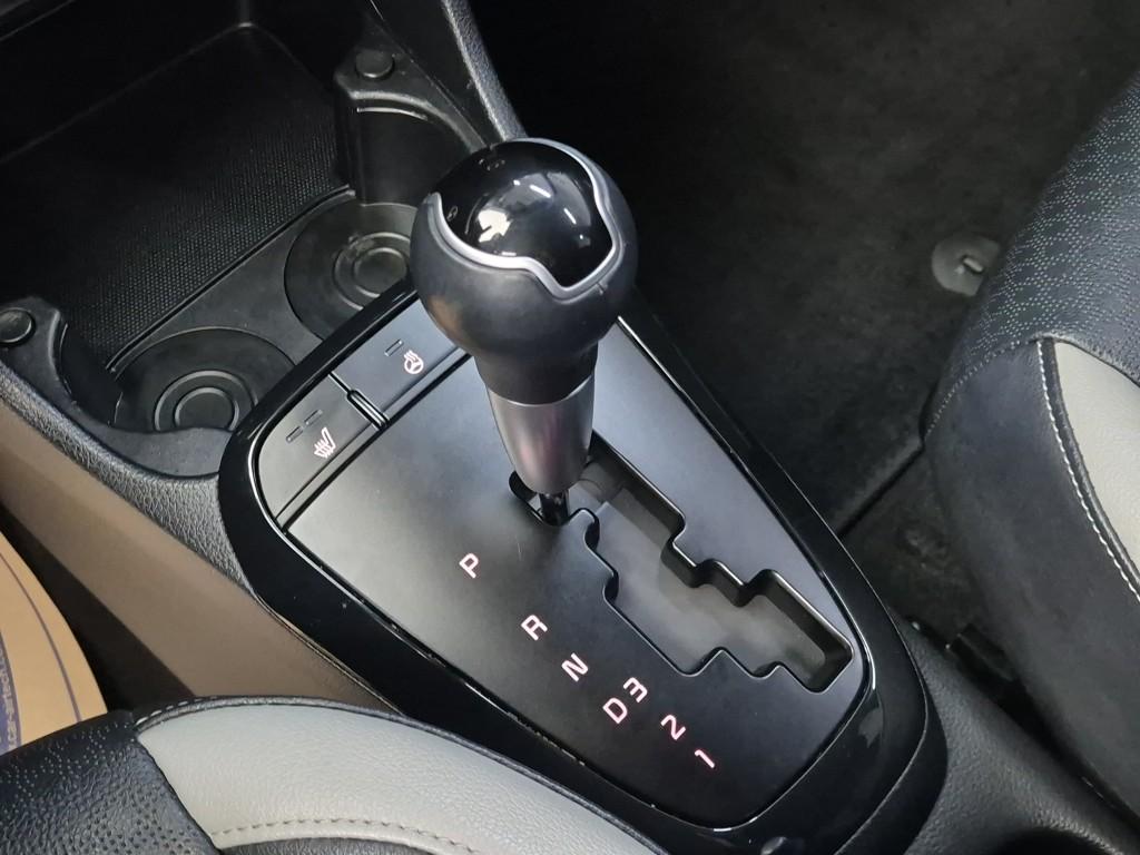 Kia Morning JA Luxury Kappa 1.0 Gasoline 9