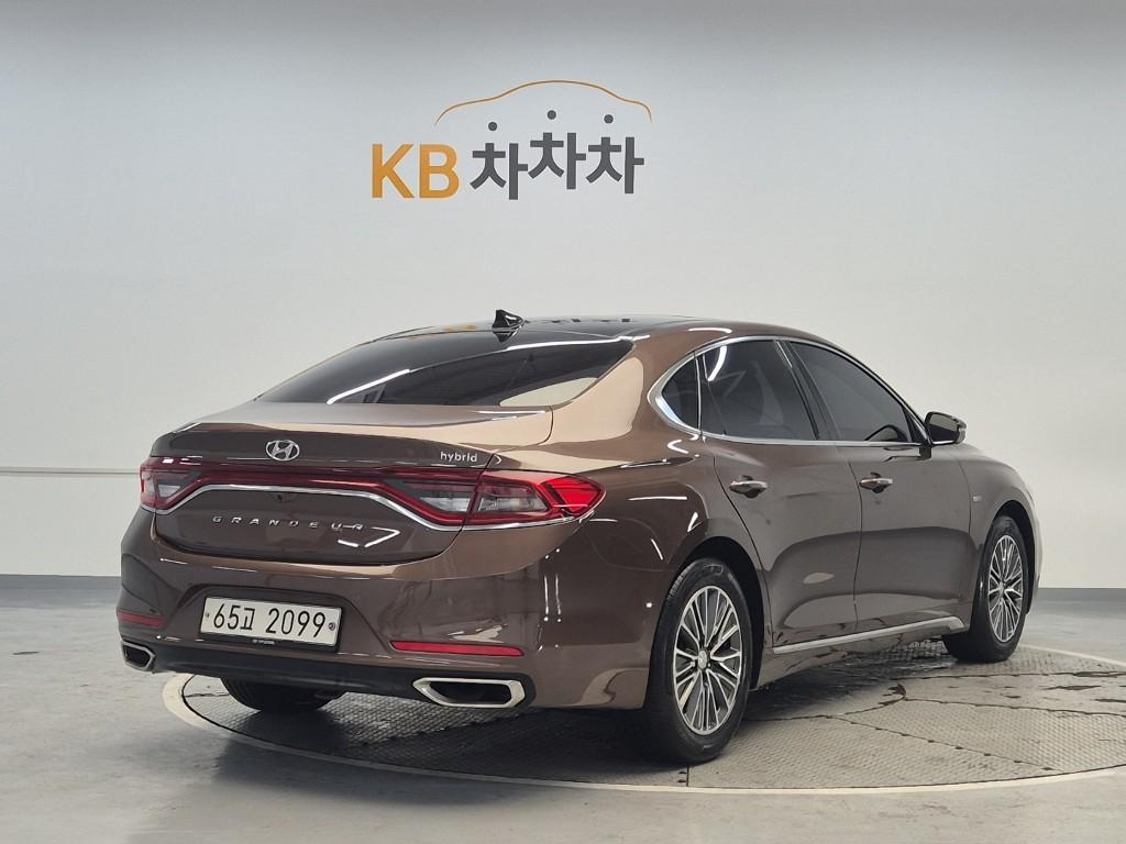 Hyundai Grandeur IG Hybrid Exclusive Special Hybrid 4