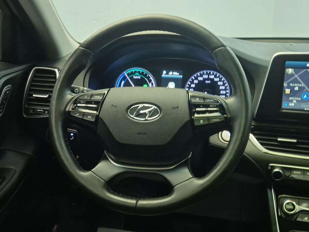 Hyundai Grandeur IG Hybrid Exclusive Special Hybrid 10