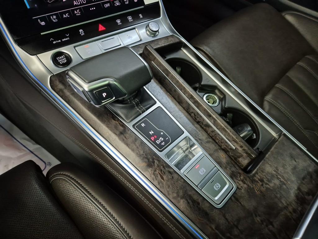 Audi A7 Premium 50 TDI Quattro 9