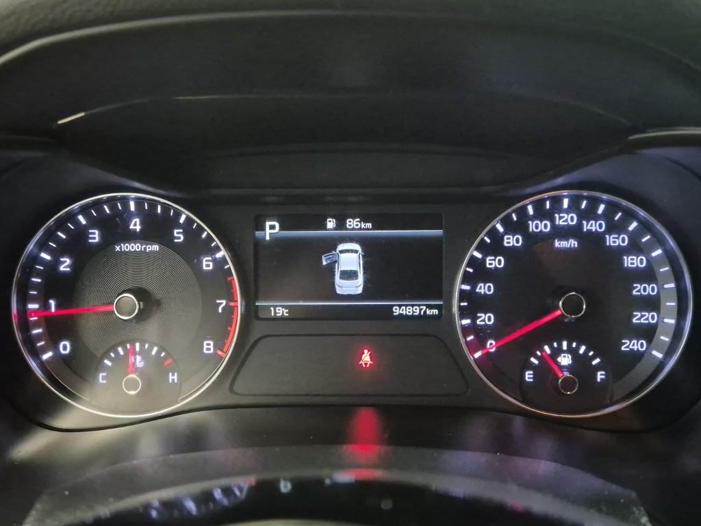 Kia K3 Trendy 1.6 Gasoline 7