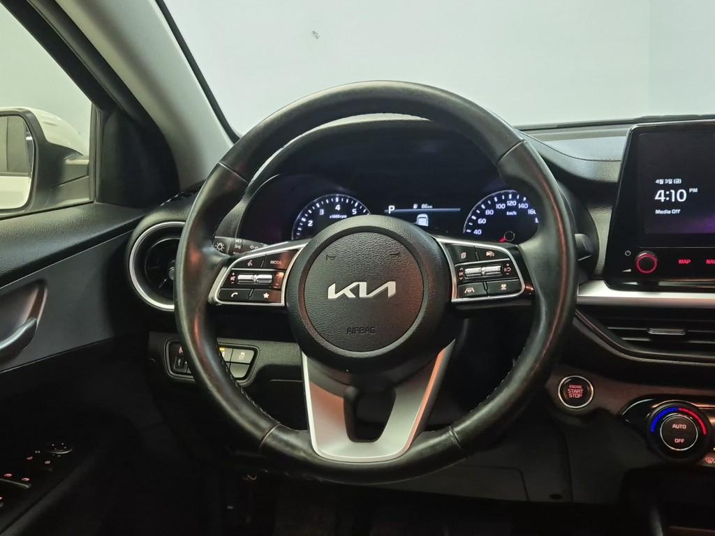 Kia K3 Trendy 1.6 Gasoline 10