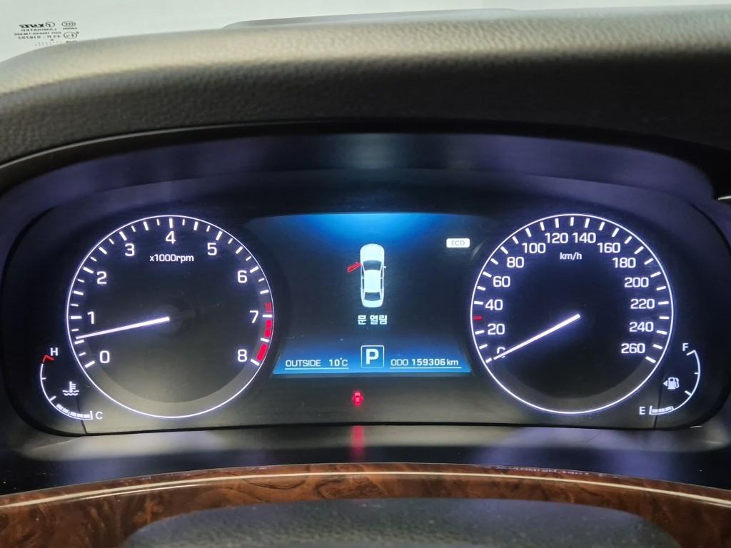 Hyundai Equus New Premium V6 3.8 GDi 7