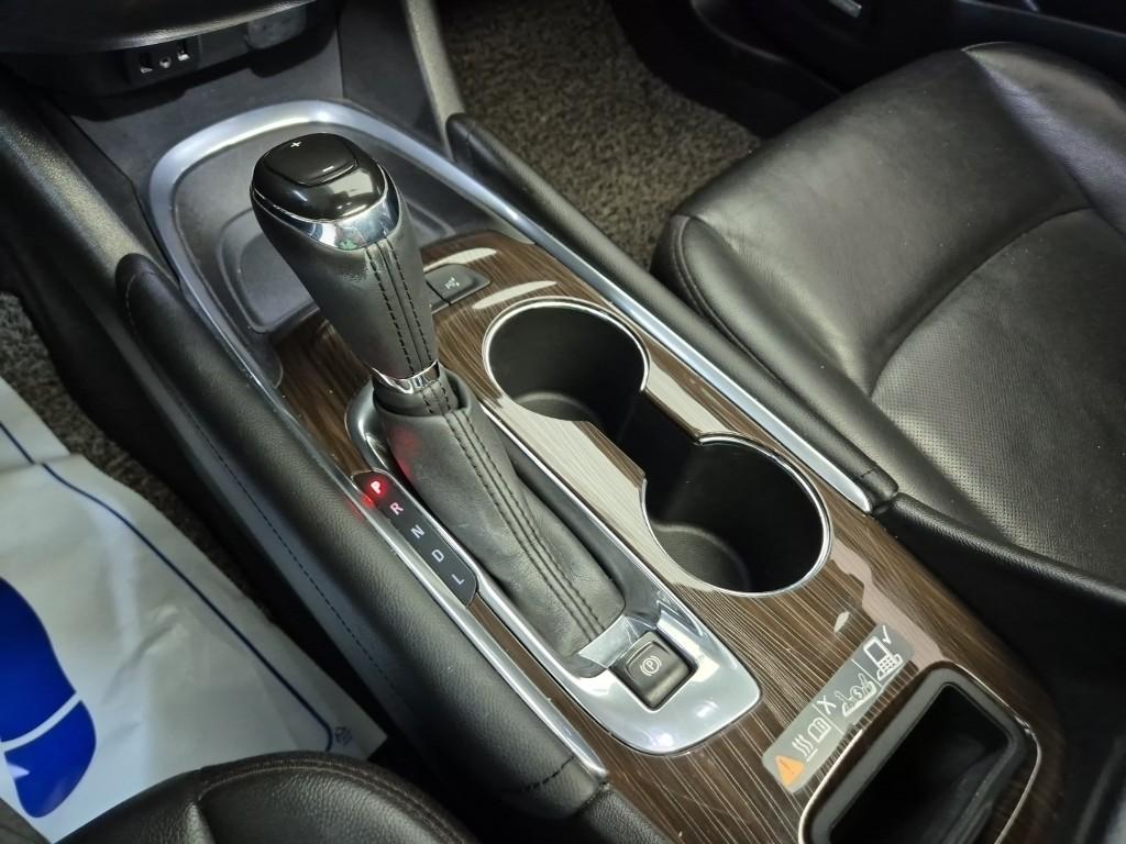 Chevrolet Malibu LTZ Premium 2.0L 9