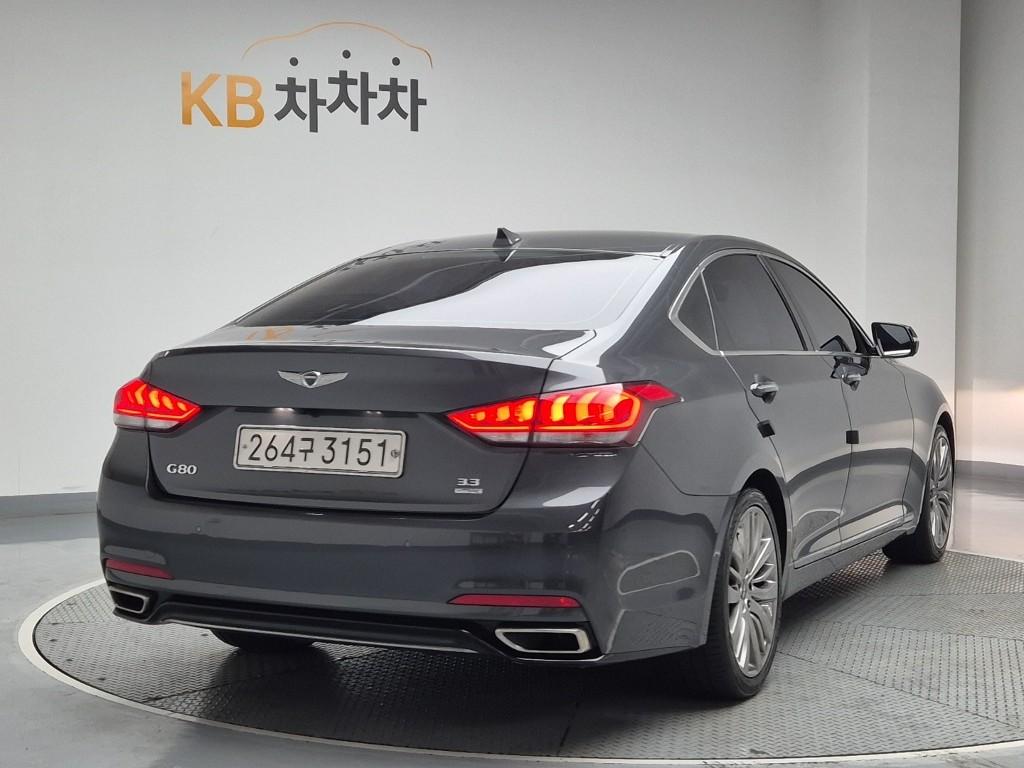 Genesis G80 Premium Luxury 3.3 V6 GDi AWD 4