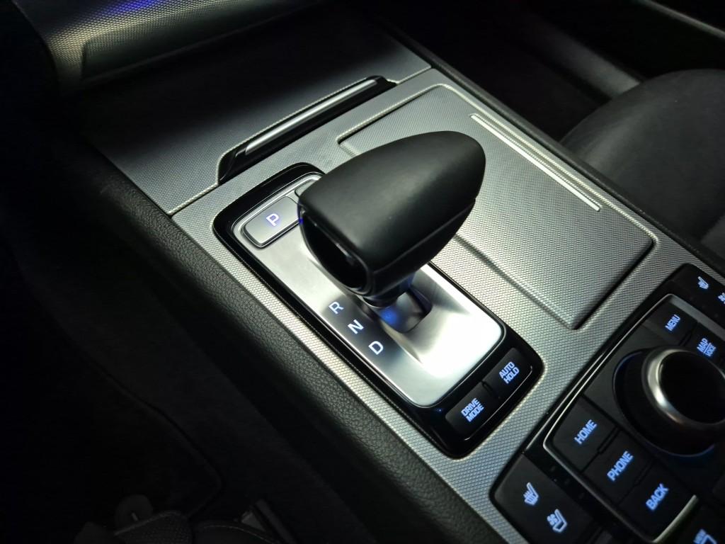 Genesis G80 Premium Luxury 3.3 V6 GDi AWD 9