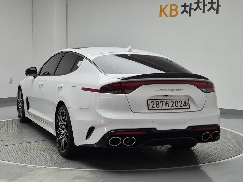 Kia Stinger Meister Masters 2.5 T-GDI 3