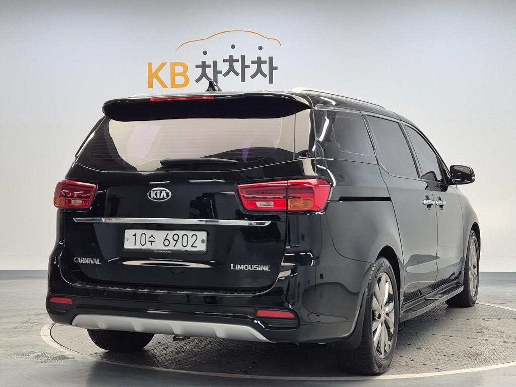 Kia Carnival YP VIP R 2.2 E-VGT Limousine 4