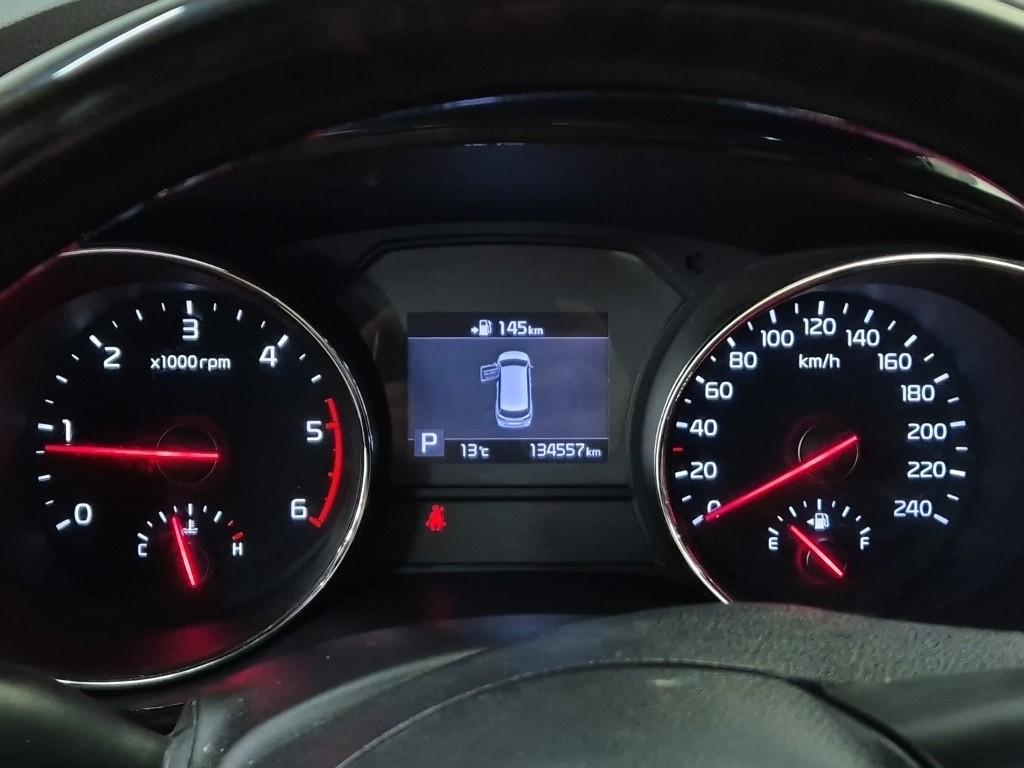 Kia Carnival YP VIP R 2.2 E-VGT Limousine 7