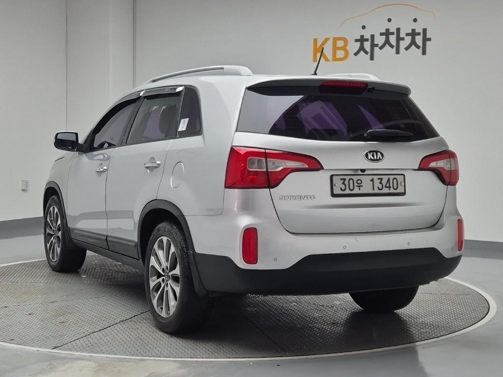 Kia Sorento 2014 photo 2