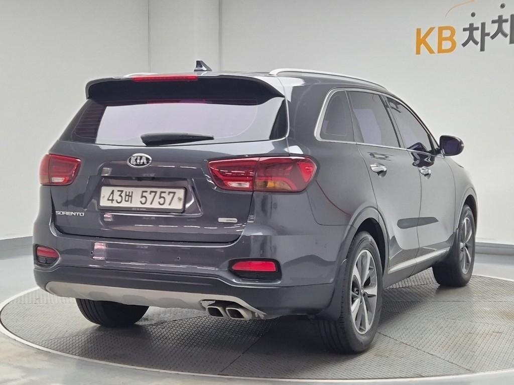 Kia Sorento 2018 photo 3