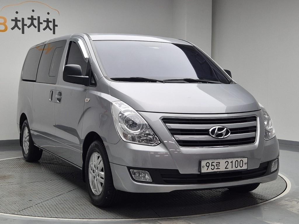 Hyundai Starex Grand Modern 2.5 VGT/ WGT 5 Van 5
