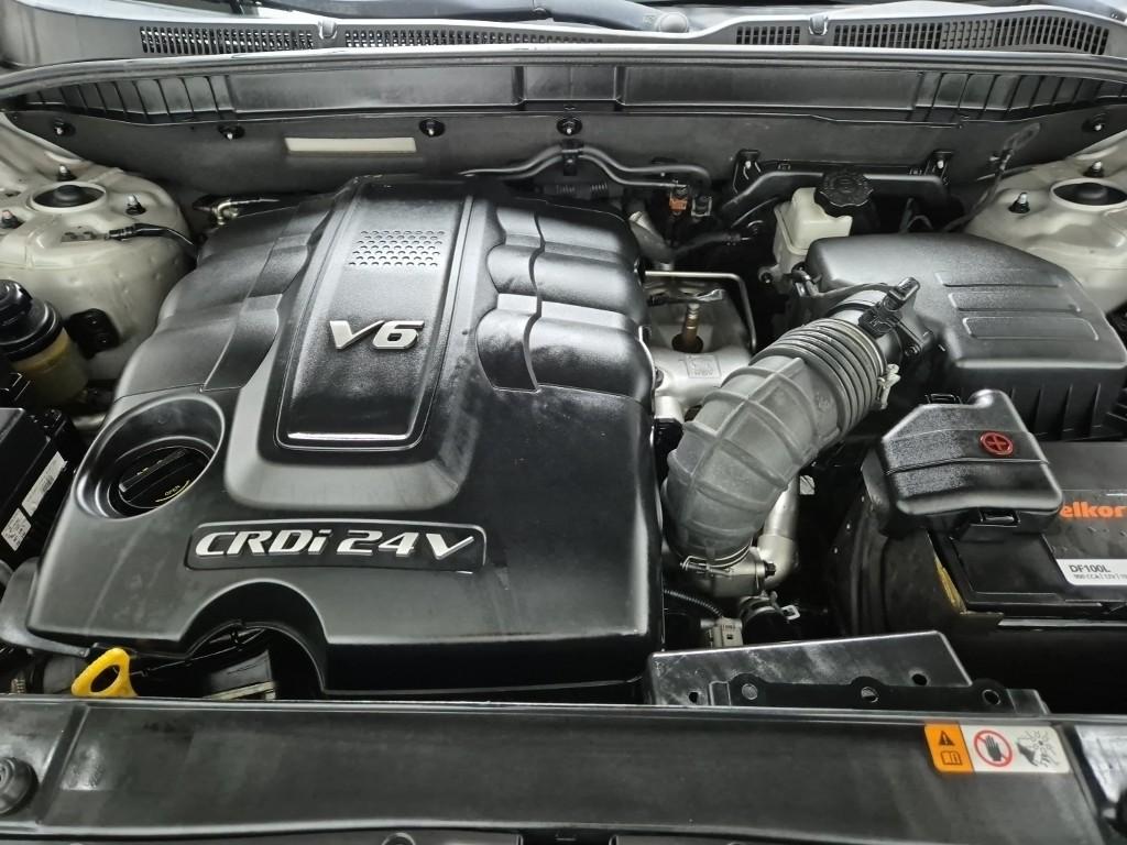 HYUNDAI Veracruz Diesel 2WD