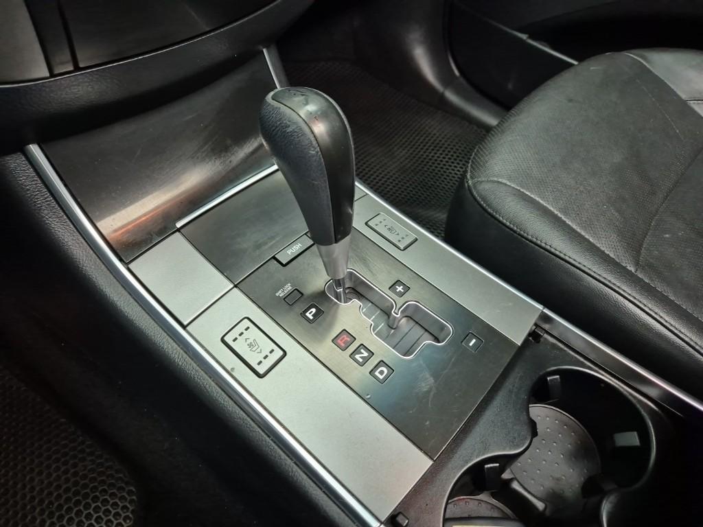 HYUNDAI Veracruz Diesel 2WD