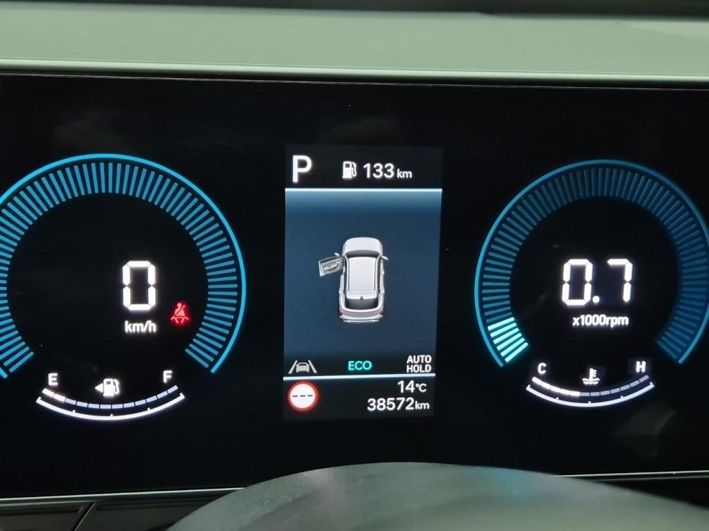 Hyundai Kona The Premium Gasoline 1.6 Turbo 2WD 7