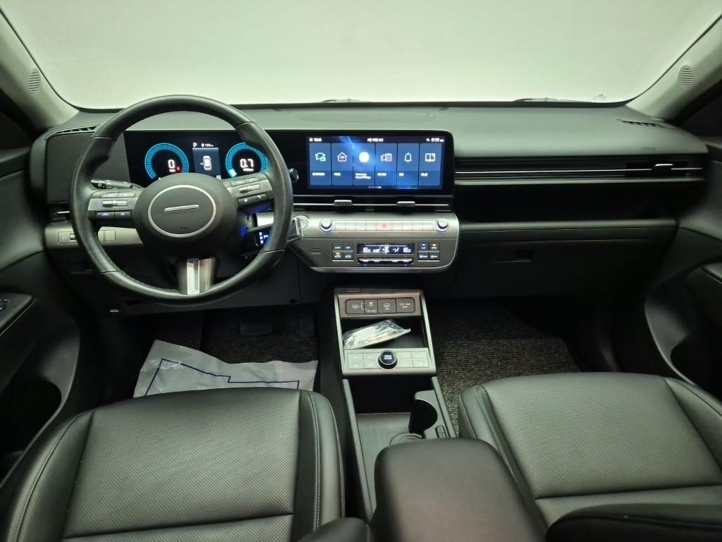 Hyundai Kona The Premium Gasoline 1.6 Turbo 2WD 8