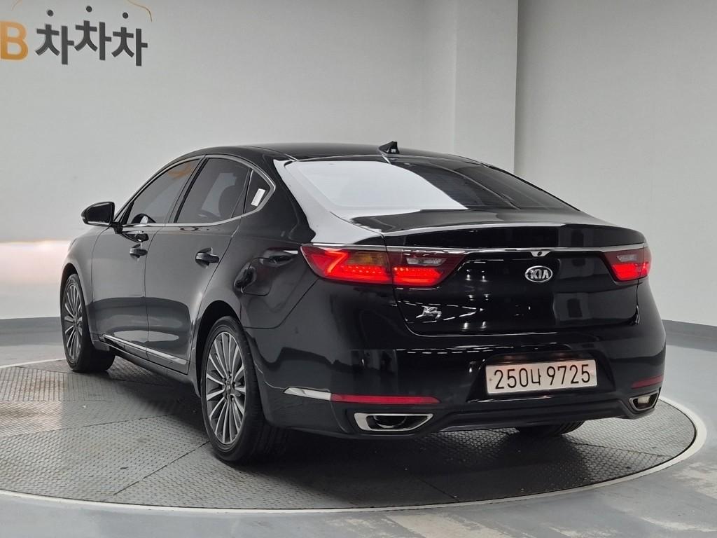 Kia K7 2016 photo 2