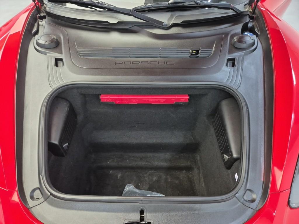 PORSCHE Boxster (718) 2.0