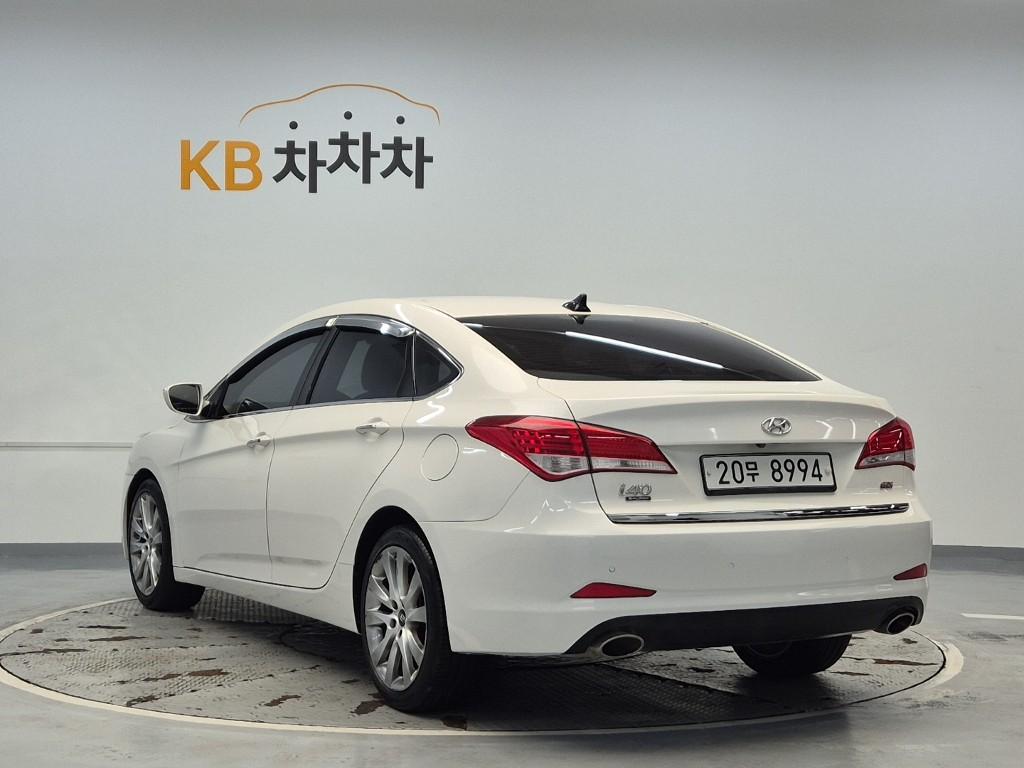 HYUNDAI I40 Saloon 2.0 GDI