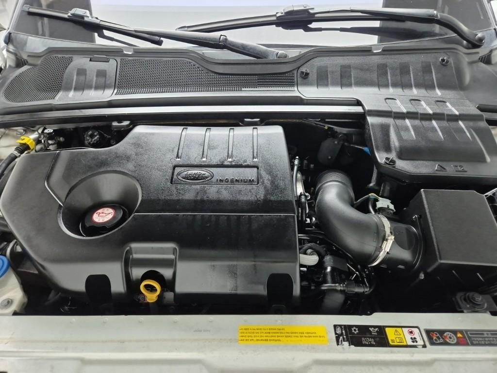 Land Rover Range Rover Evoque SE 2.0 TD4 6