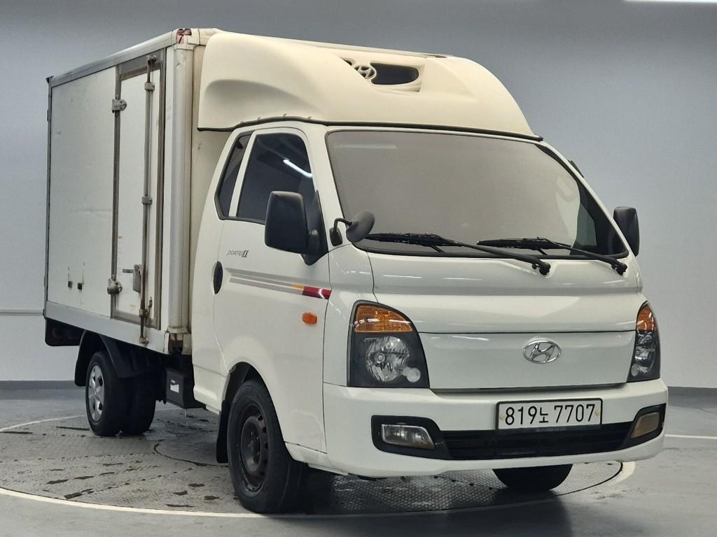 Hyundai Porter II Super Cab Twin Comp High Refrigerated Truck Long Wheelbase Super Cab 5